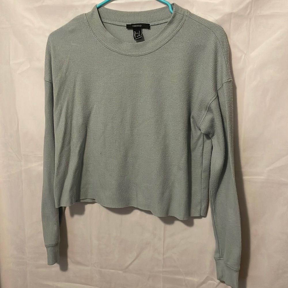 Forever 21 sweater cropped